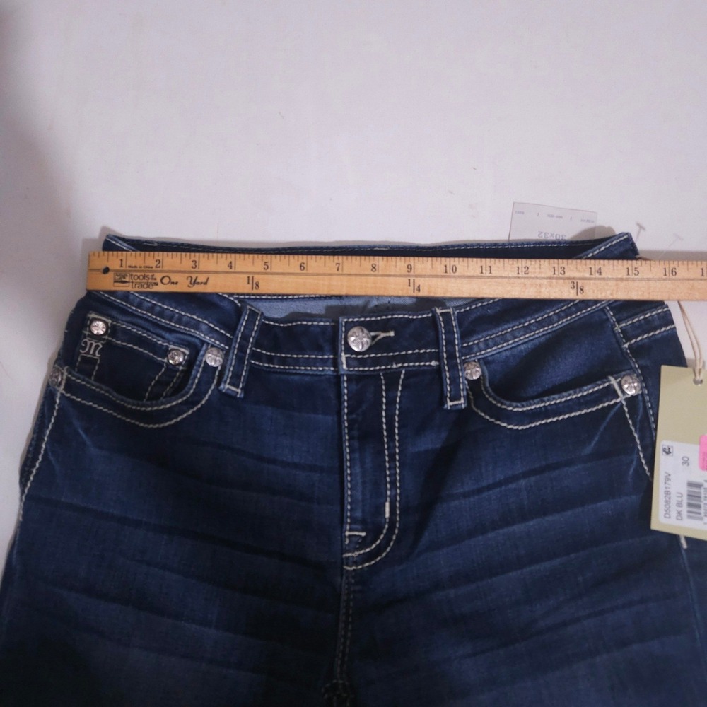 Miss Me Mid Rise Bootcut Jeans Dark Blue Sequin Embroidered Slim Fit 30x32 NEW - Picture 4 of 10
